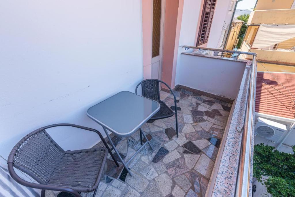 Rooms & Studio Apartments By The Way Baška Exterior foto