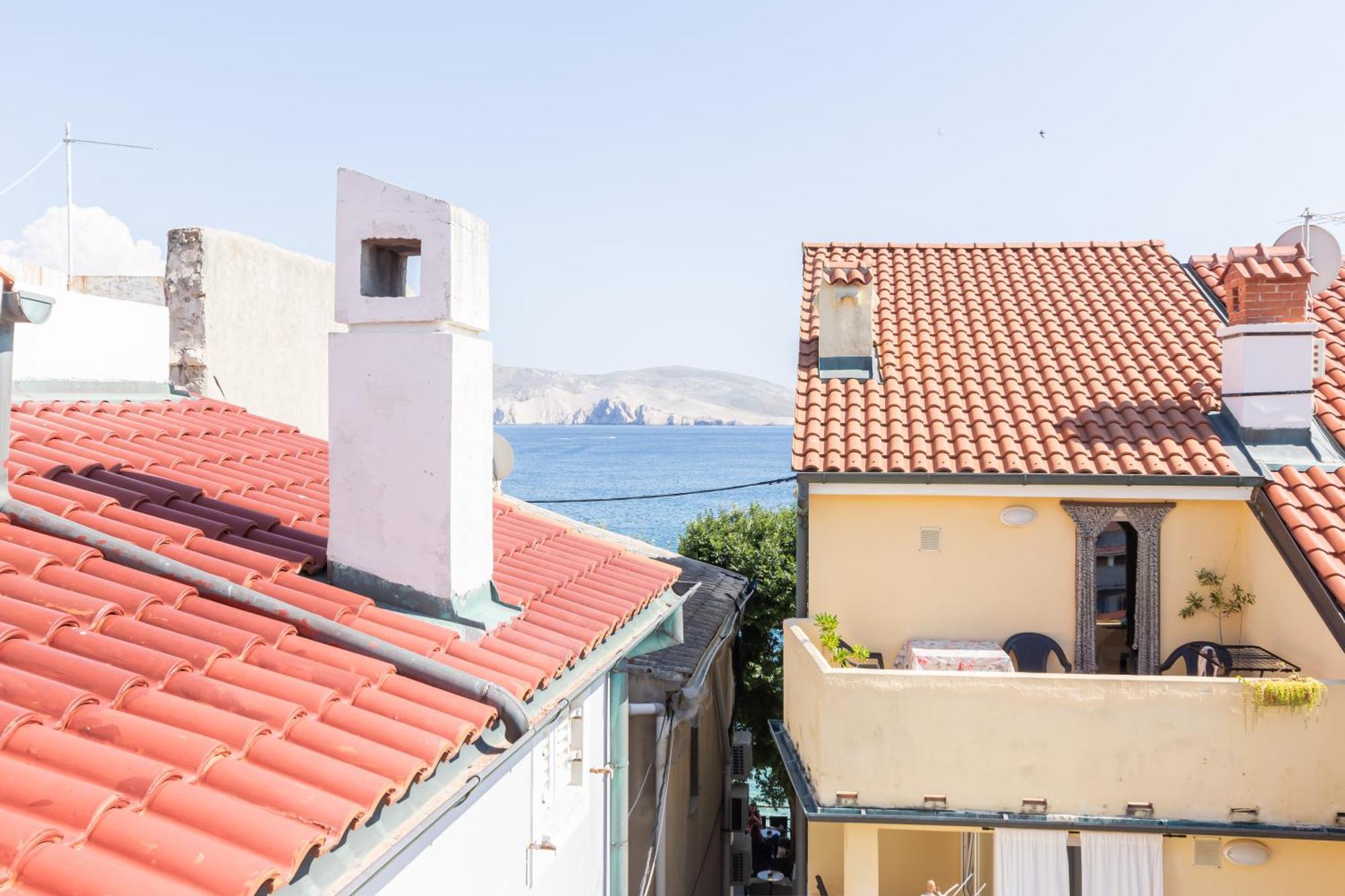 Rooms & Studio Apartments By The Way Baška Exterior foto