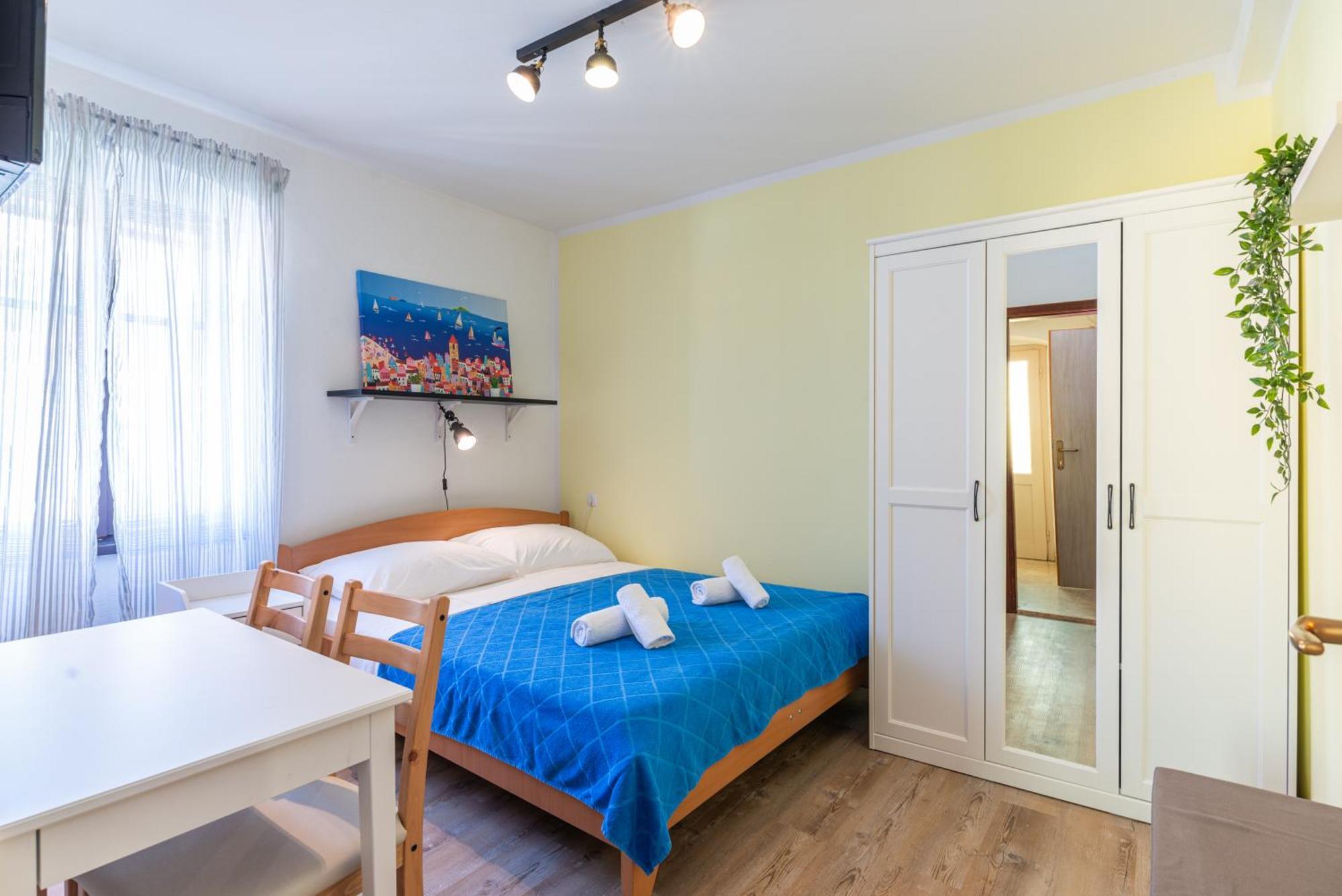 Rooms & Studio Apartments By The Way Baška Exterior foto